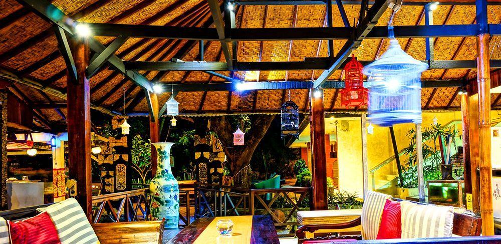 Puri Wisata Balinese Style Hotel Семиньяк Экстерьер фото