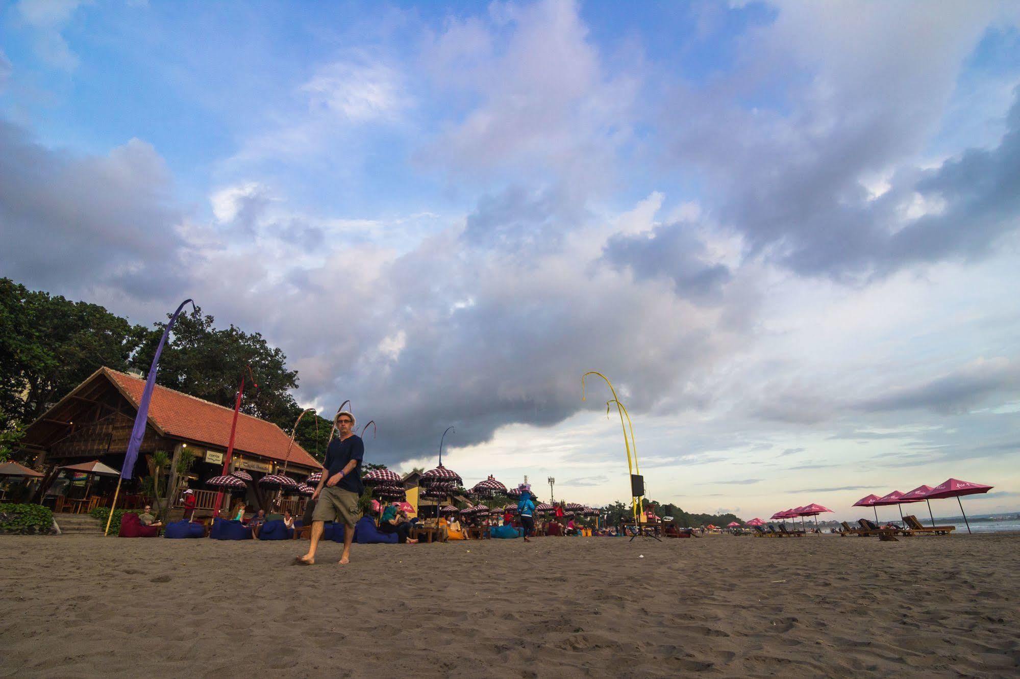Puri Wisata Balinese Style Hotel Семиньяк Экстерьер фото